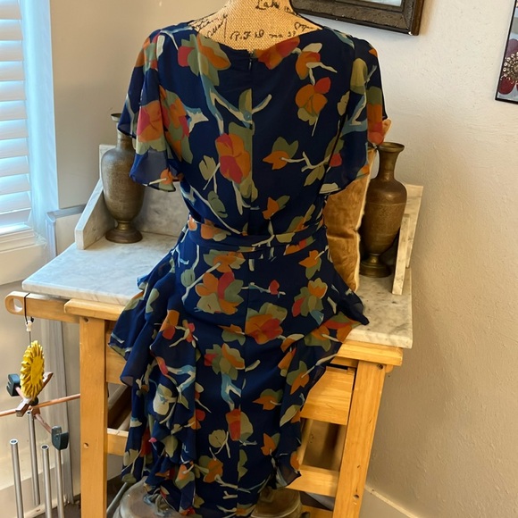 Ralph Lauren Navy Floral Black Label Designed Dress 8!! - Picture 3 of 13